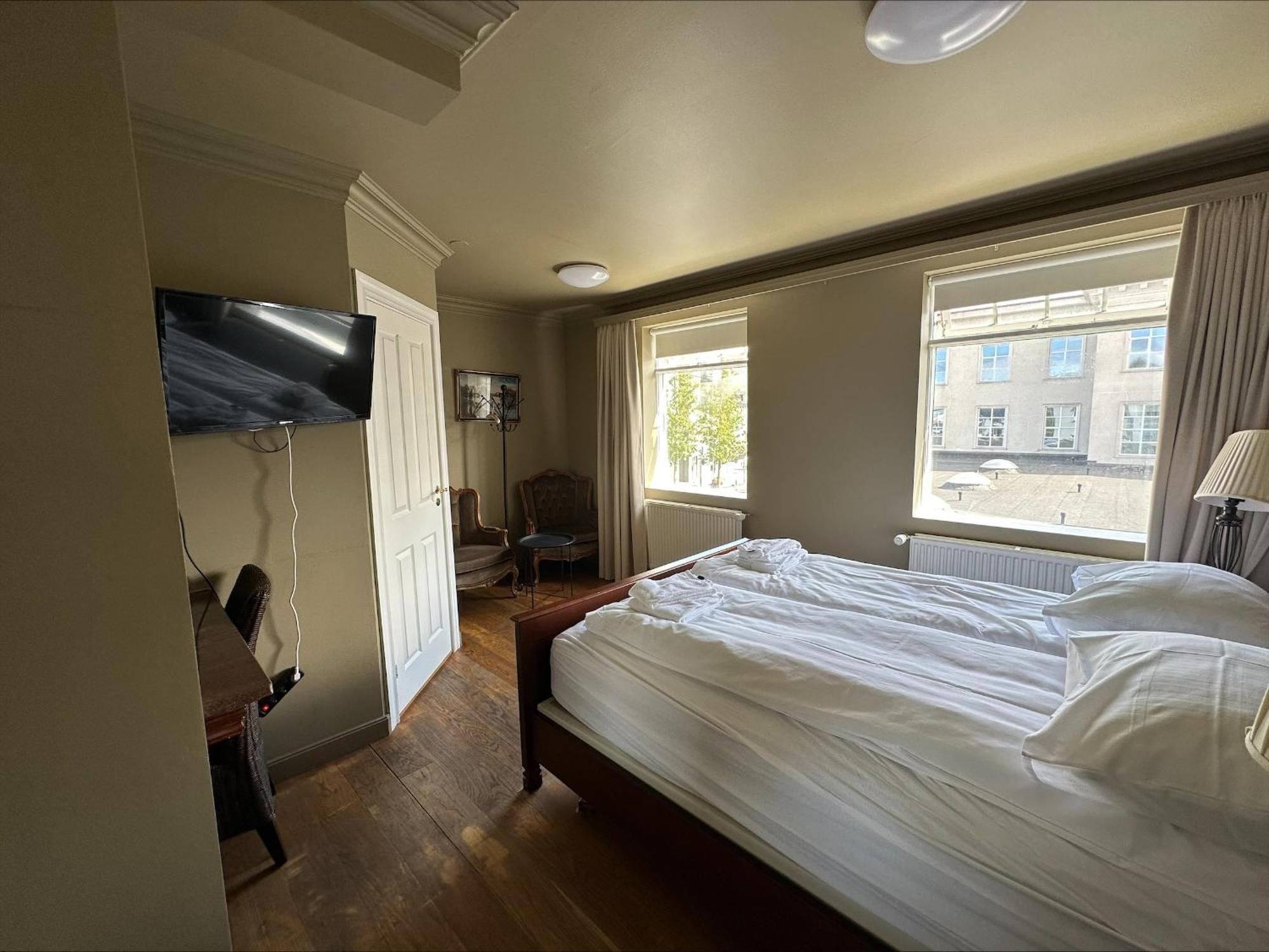 Bg4 Guesthouse Акурейрі Екстер'єр фото